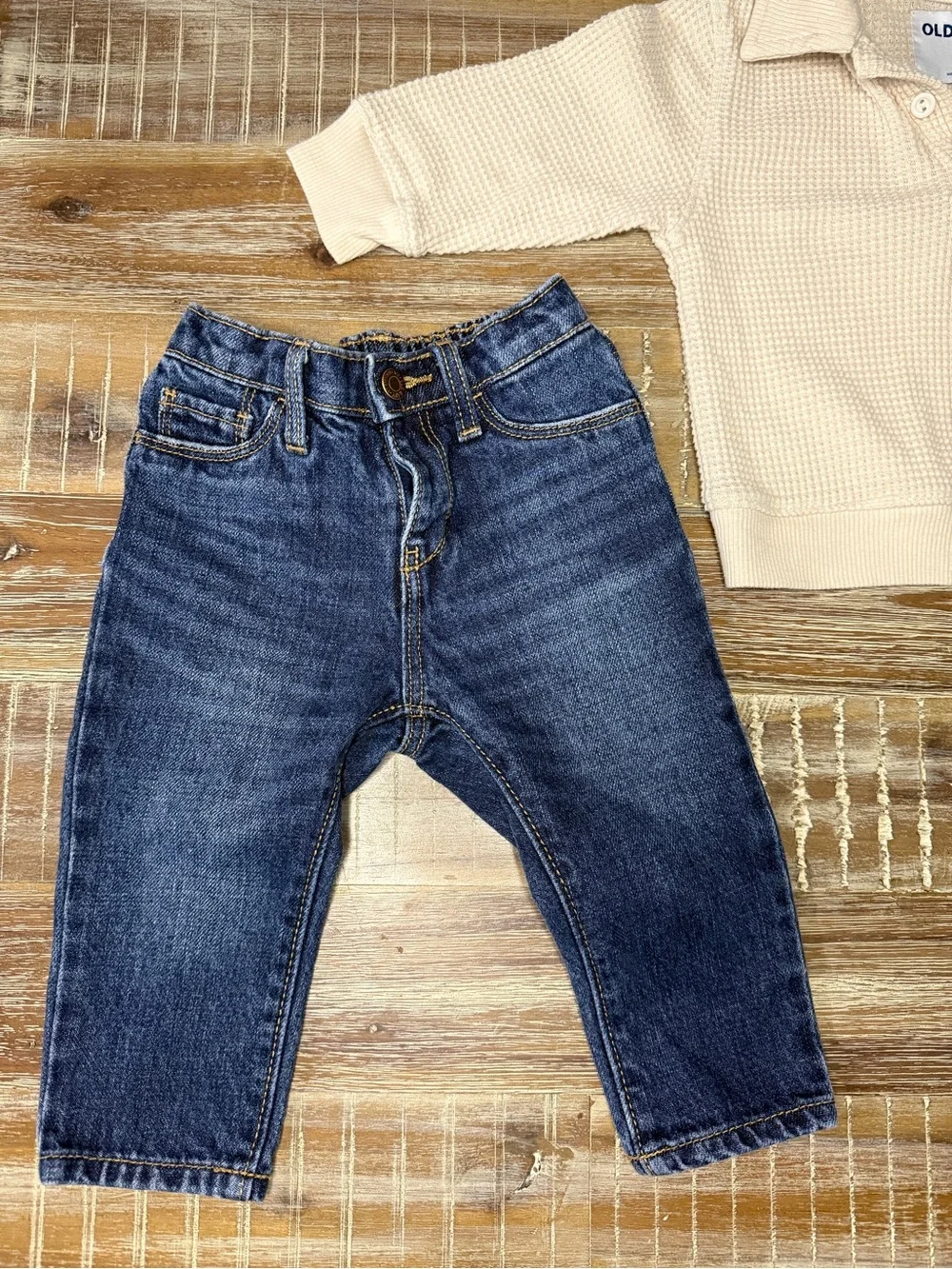 Old Navy pullover sweater and‎ jeans outfit 12-18m